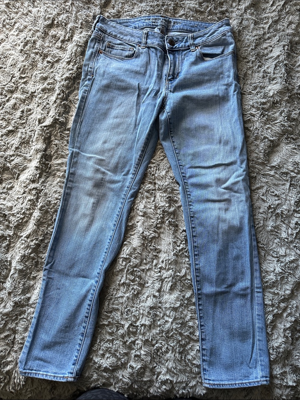 American Eagle Outfitters Light Blue Denim Jeans